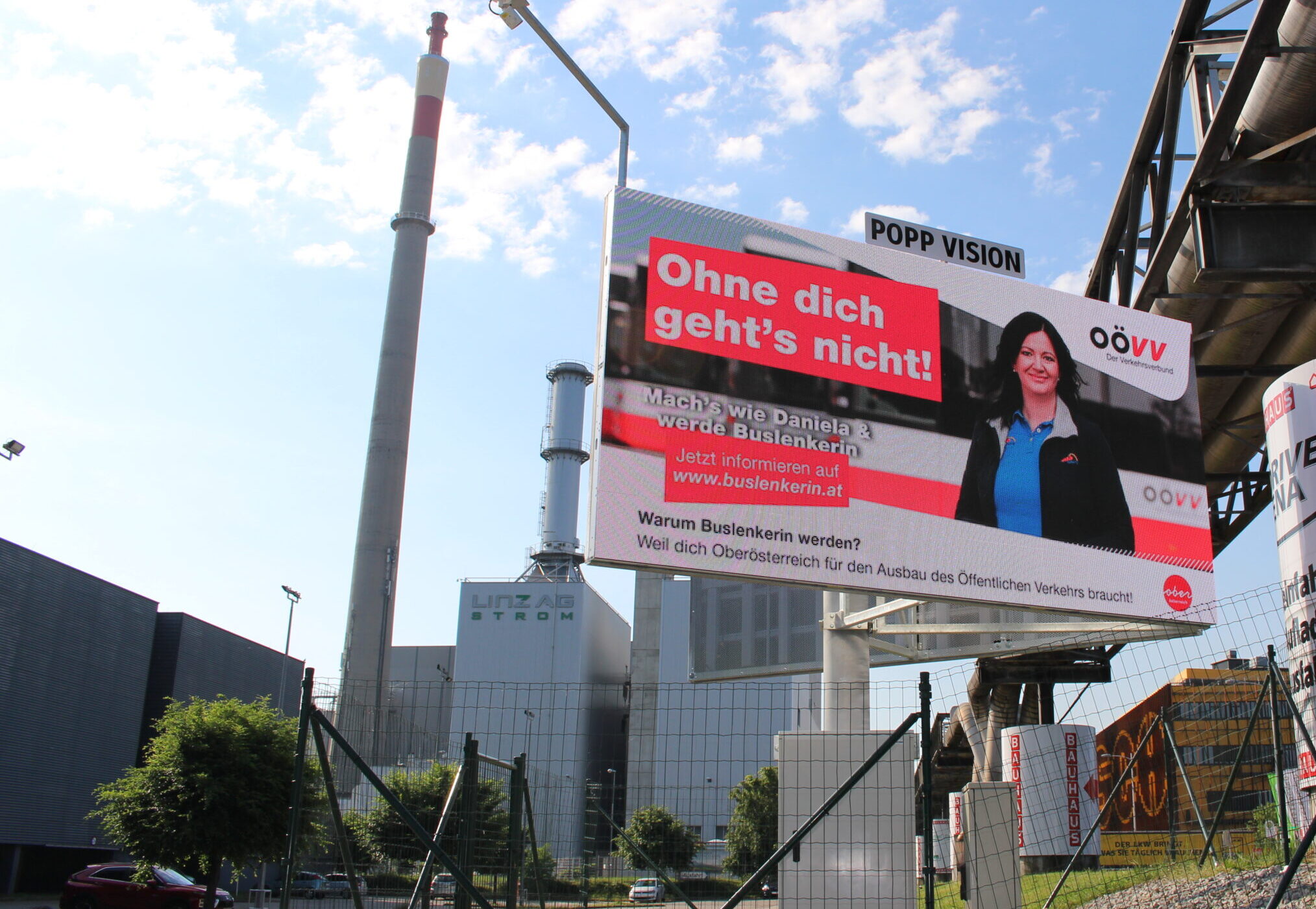 OÖVV-Kampagne auf LED-Wall (DOOH) von Popp Vision in Linz