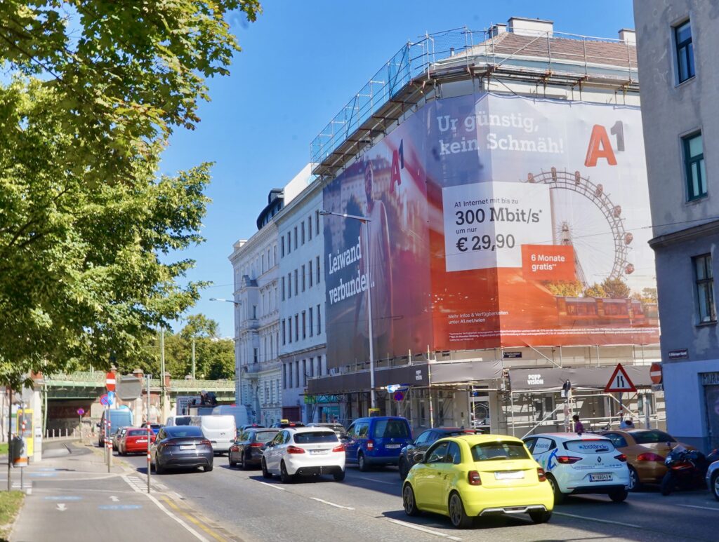 A1 Kampagne auf Gerüstwerbefläche von Popp Vision in Wien