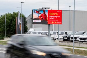 Shell Kampagne auf DOOH Screen von Popp Vision in Wien