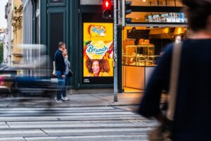 Brunch Kampagne auf DOOH Screen von Popp Vision in Wien